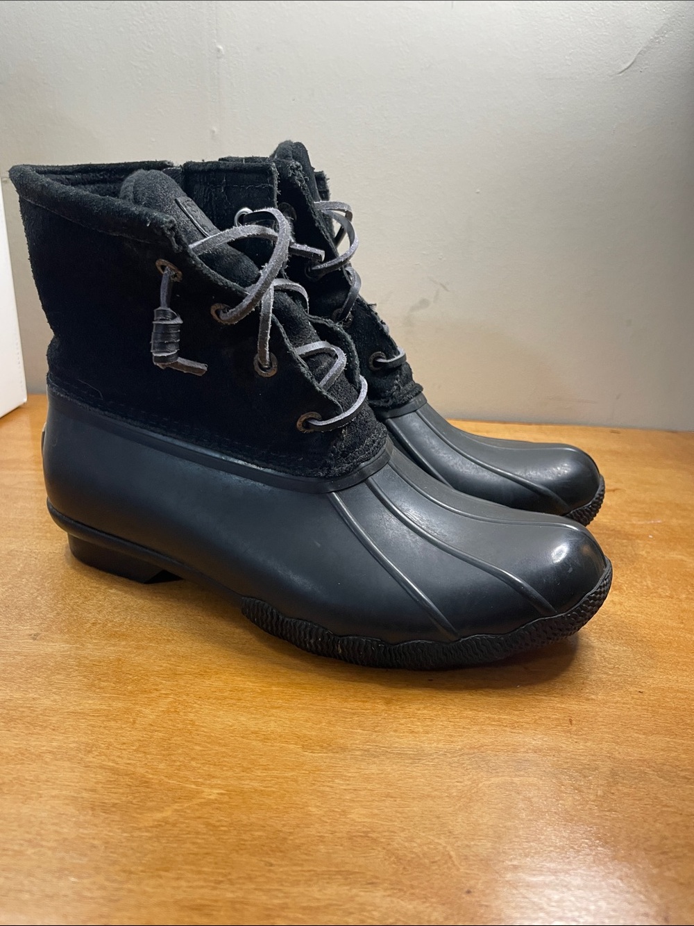 Sperry Black Waterproof Ankle Duck Boots. Size 6.5